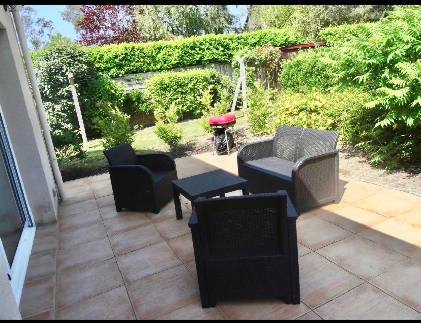 Magnifique Bas De Deux Situe Pres Des Plages Et Du Golf Ferienhaus *